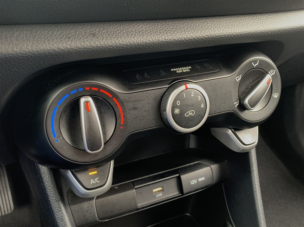 Kia Picanto 1,0 MPI Upgrade 67HK 5d Man. - Image 13