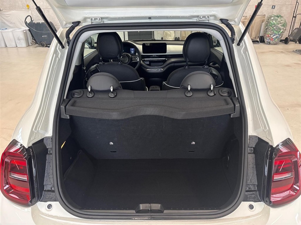 Fiat 500e EL Icon Pack 118HK 3d Aut. - Image 13