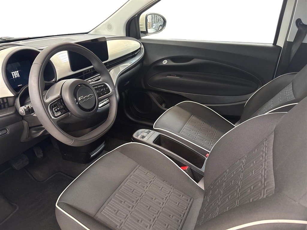 Fiat 500e EL Icon Pack 118HK 3d Aut. - Image 3