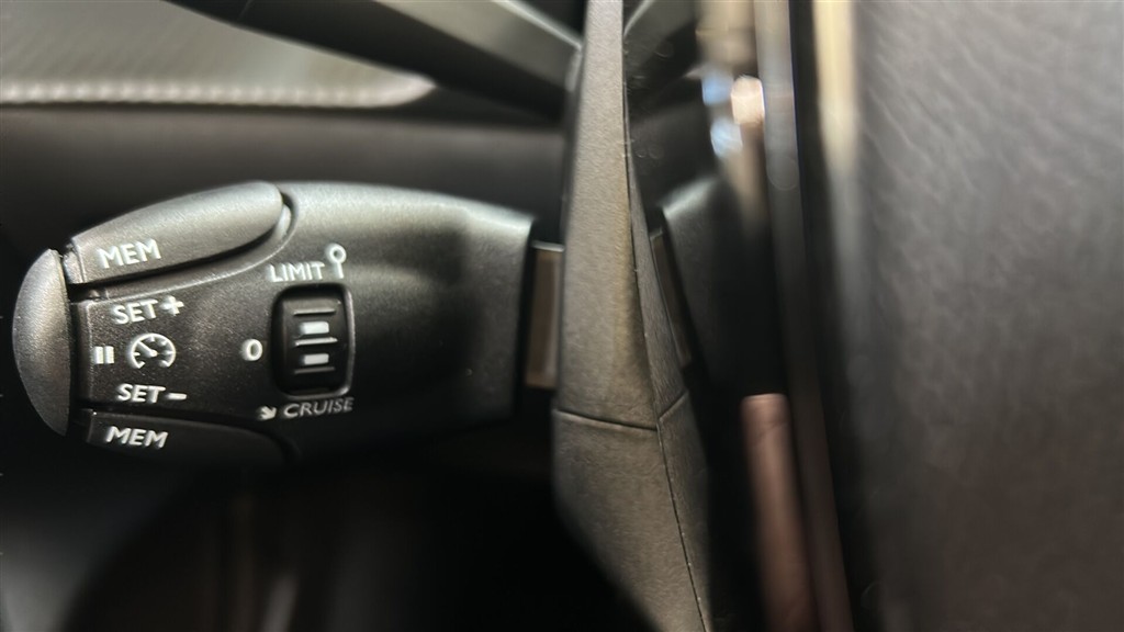 Peugeot e-208 EL Style 136HK 5d Aut. - Image 20