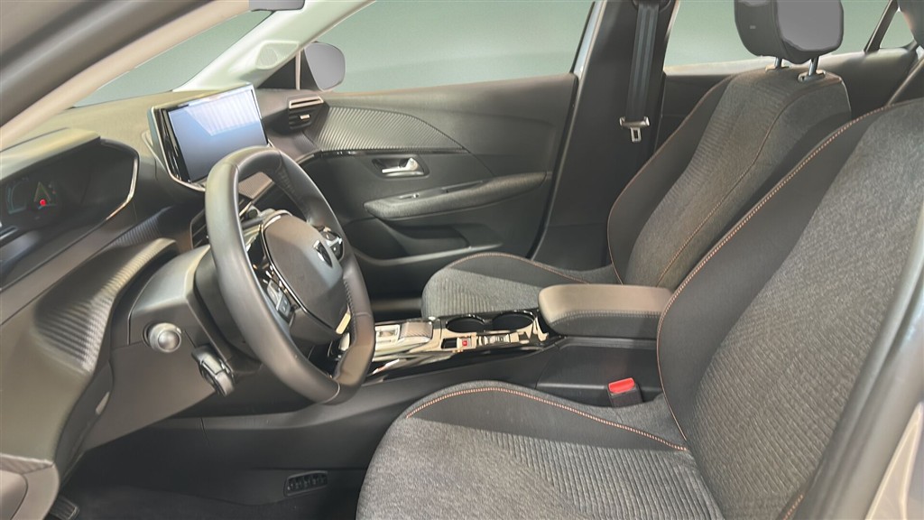 Peugeot e-208 EL Style 136HK 5d Aut. - Image 4