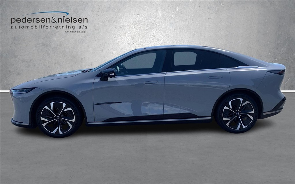 Mazda 6e EL Takumi 258HK 5d Aut. - Image 2