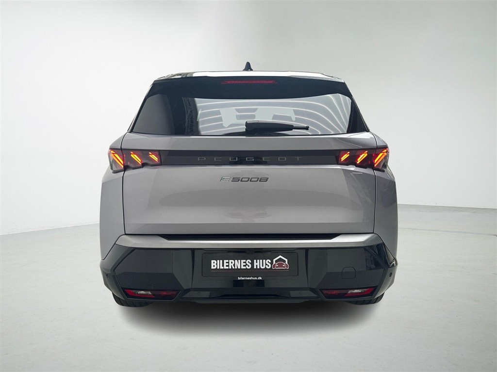Peugeot e-5008 EL GT Pack 325HK 5d Aut. - Image 8