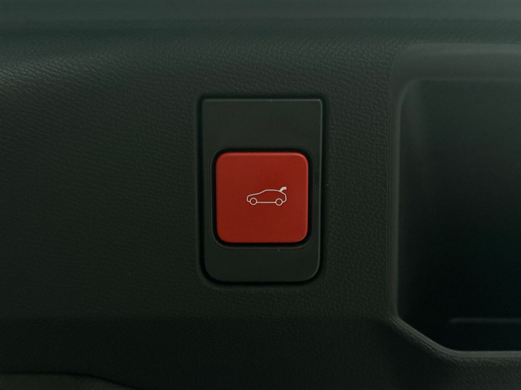 Peugeot e-5008 EL GT Pack 325HK 5d Aut. - Image 23