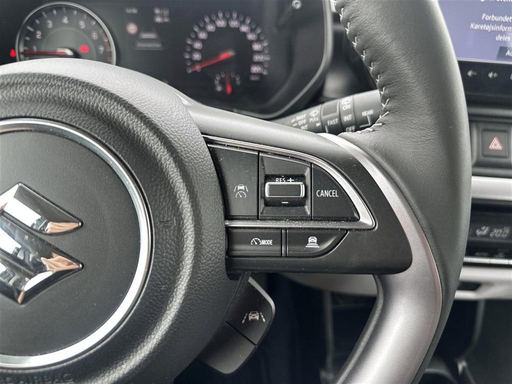 Suzuki Swift 1,2 Desire 82HK 5d - Image 9
