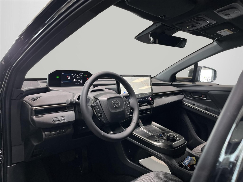 Toyota bZ4X EL Active Tech 224HK 5d Aut. - Image 7