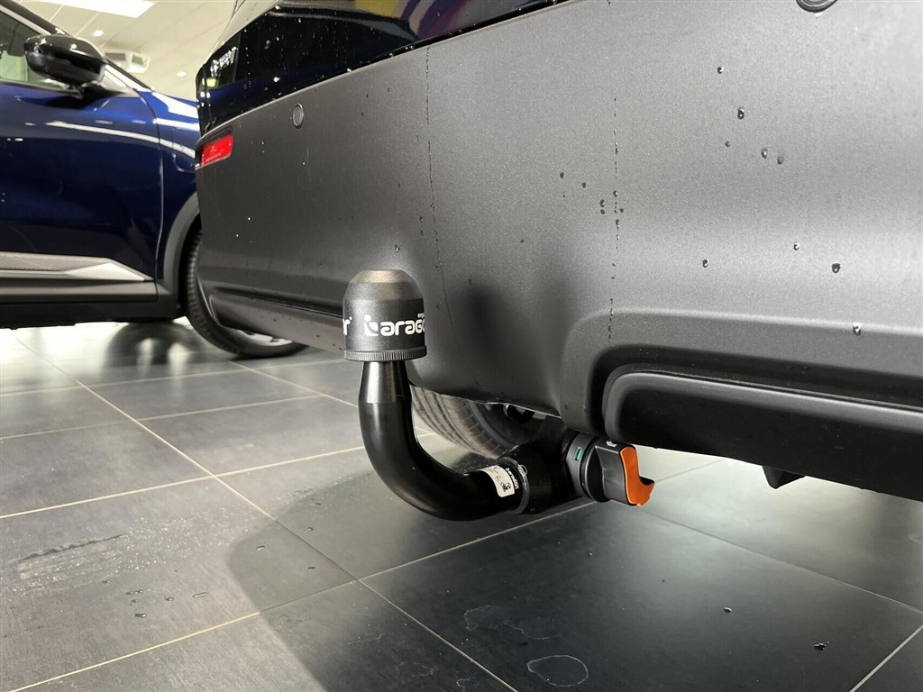 Toyota bZ4X EL Active Tech 224HK 5d Aut. - Image 9