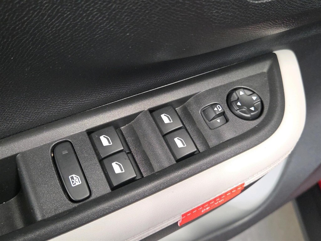 Citroën e-C3 Aircross EL Max 113HK 5d Aut. - Image 7