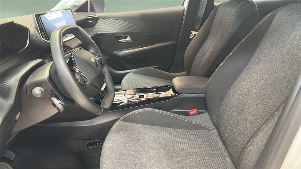Peugeot e-208 EL Style 136HK 5d Aut. - Image 6