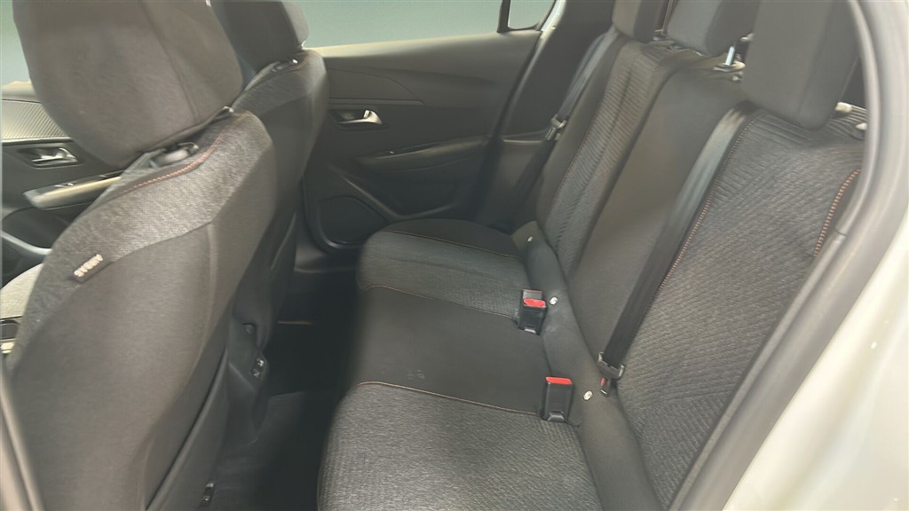 Peugeot e-208 EL Style 136HK 5d Aut. - Image 9