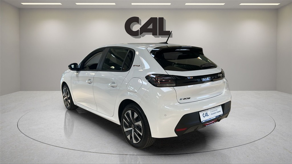 Peugeot e-208 EL Style 136HK 5d Aut. - Image 5