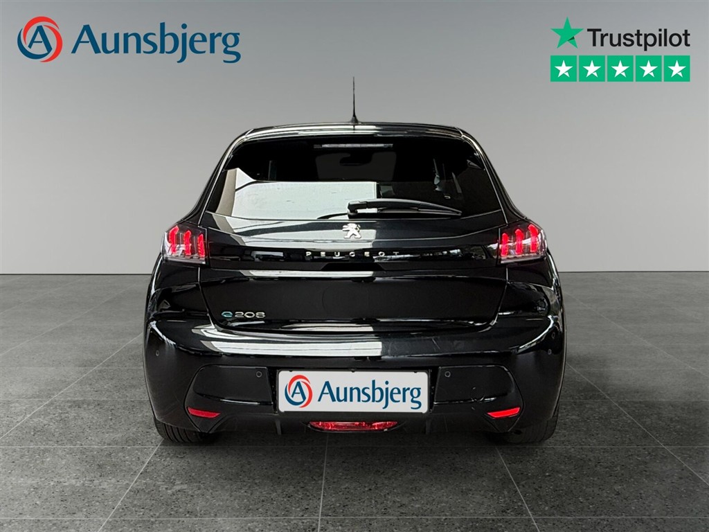 Peugeot e-208 EL Allure 136HK 5d Aut. - Image 4