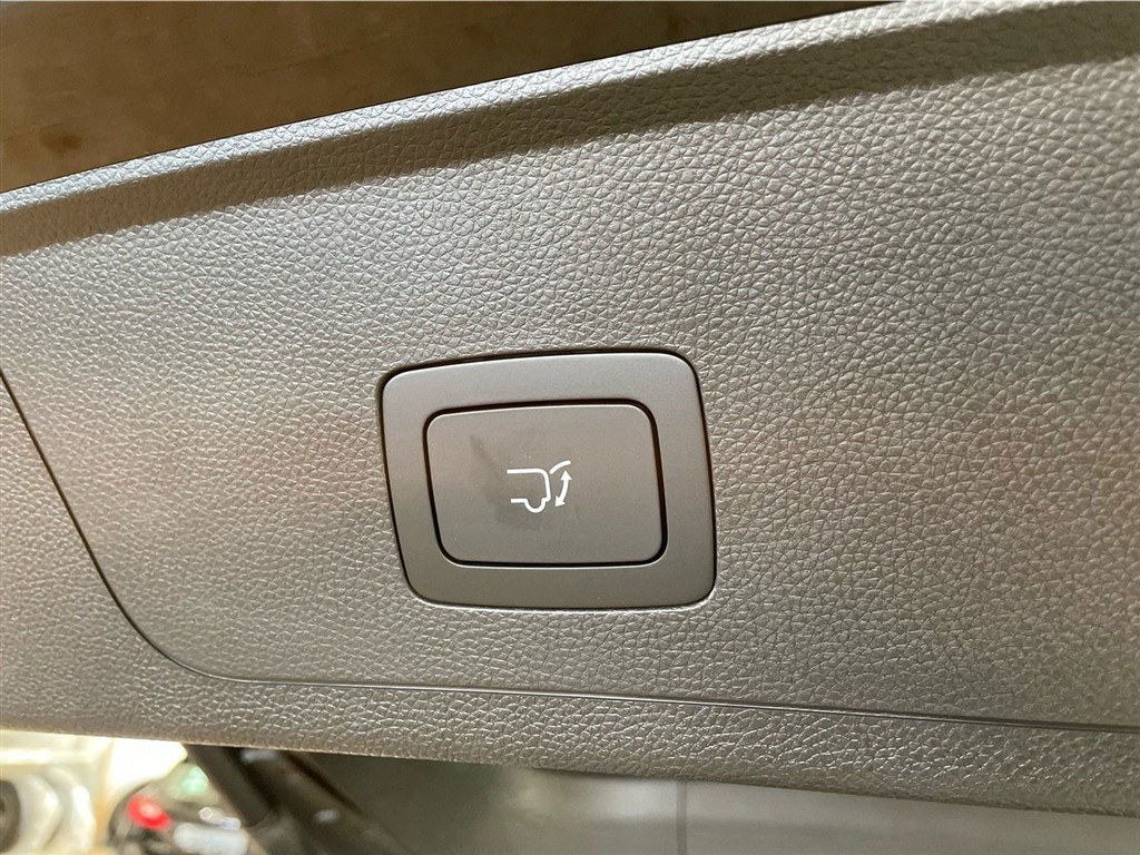 Maxus Euniq 6 EL 177HK 5d Aut. - Image 18