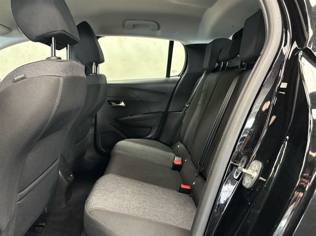 Peugeot e-208 EL Style 136HK 5d Aut. - Image 9