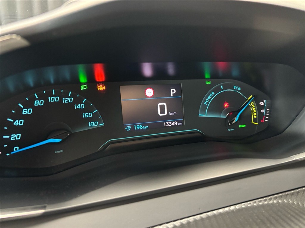 Peugeot e-208 EL Style 136HK 5d Aut. - Image 18