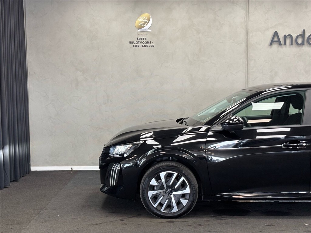 Peugeot e-208 EL Style 136HK 5d Aut. - Image 4