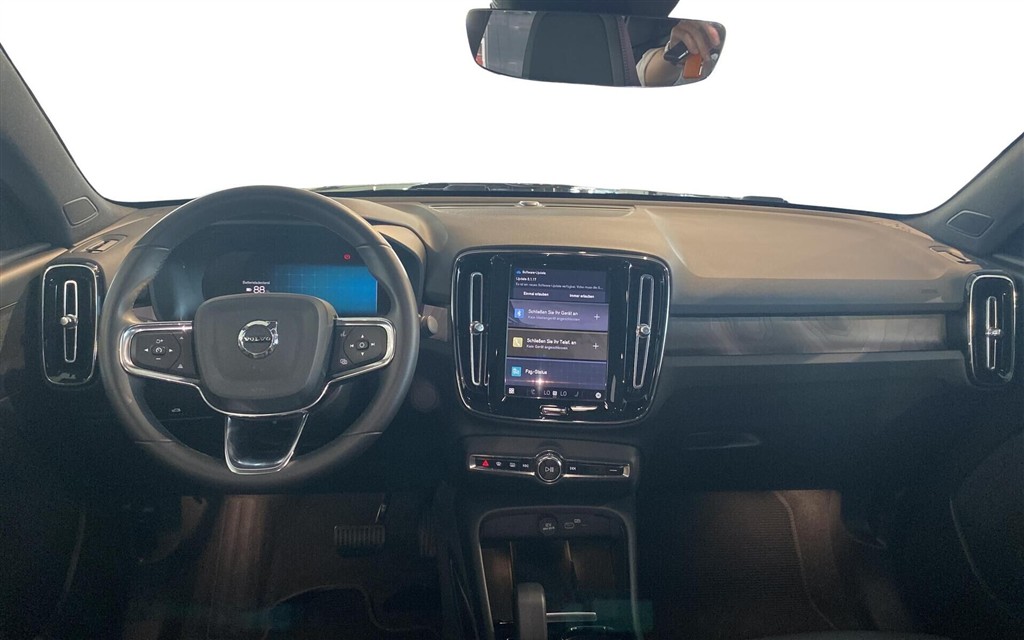 Volvo C40 P8 Recharge Twin Plus AWD 408HK 4d Aut. - Image 11