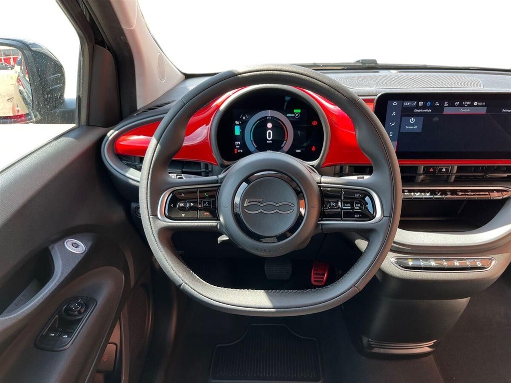 Fiat 500e EL RED 118HK Cabr. Aut. - Image 17