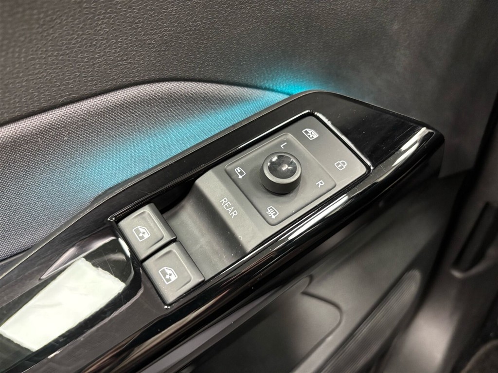 VW ID.3 EL Pro Performance 204HK 5d Aut. - Image 10