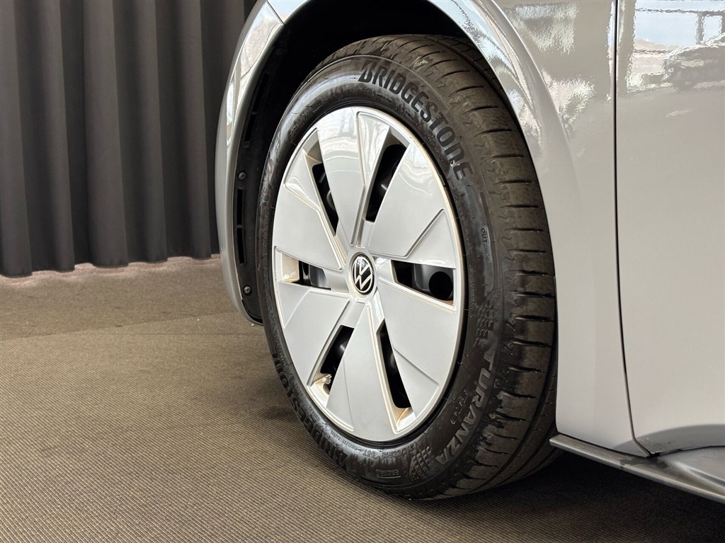 VW ID.3 EL Pro Performance 204HK 5d Aut. - Image 5