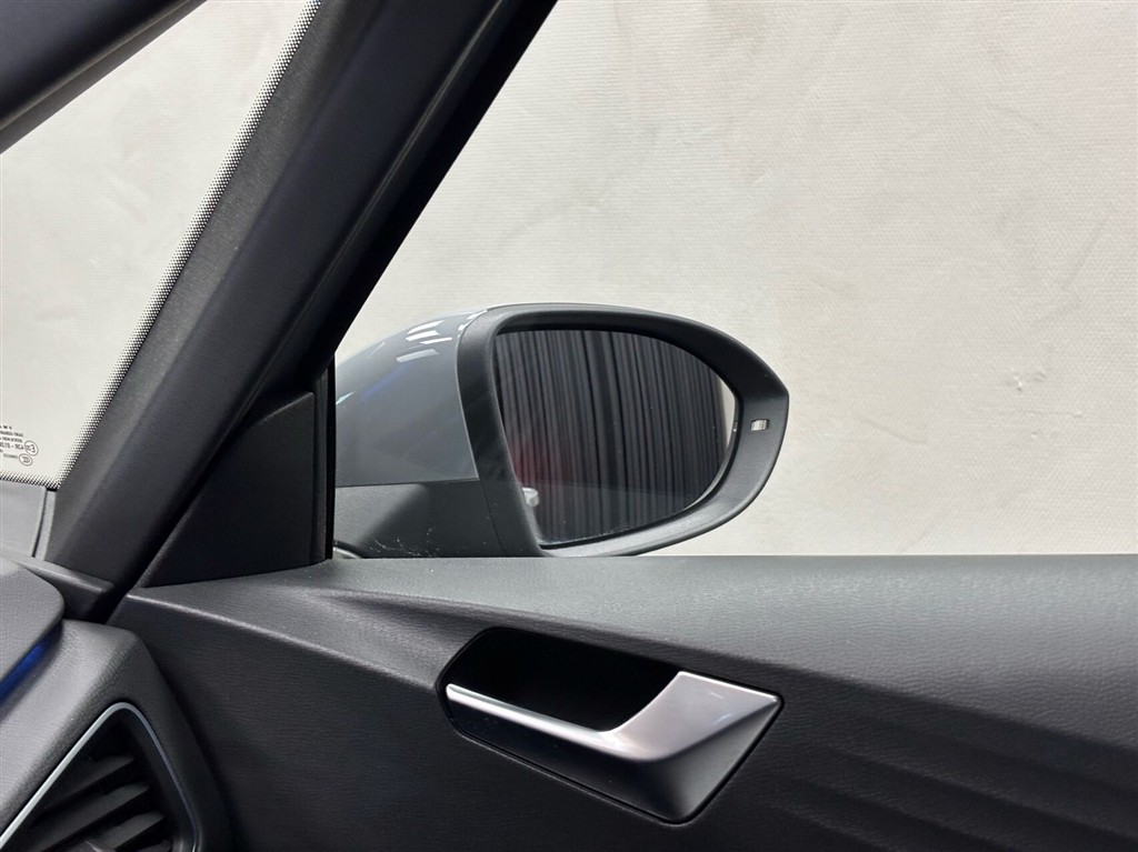 VW ID.3 EL Pro Performance 204HK 5d Aut. - Image 14