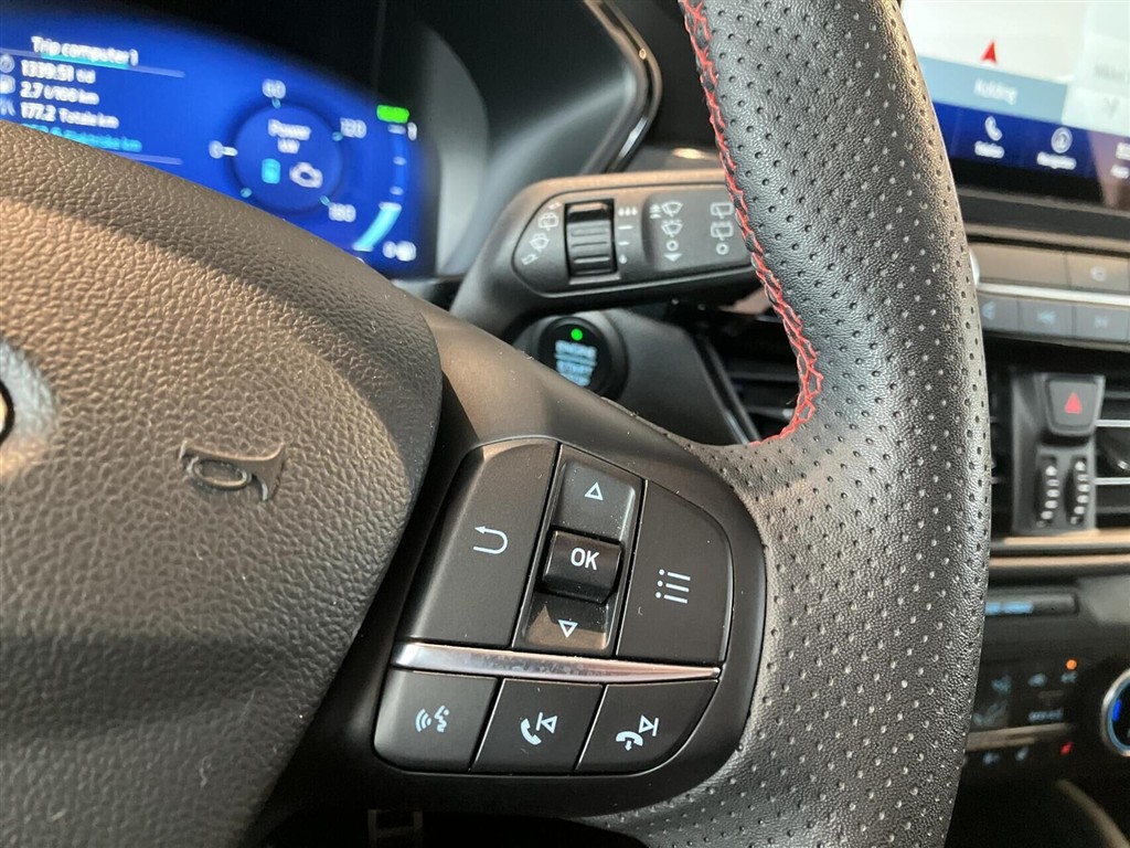 Ford Kuga 2,5 Plugin-hybrid ST-Line X CVT 225HK 5d Trinl. Gear - Image 11