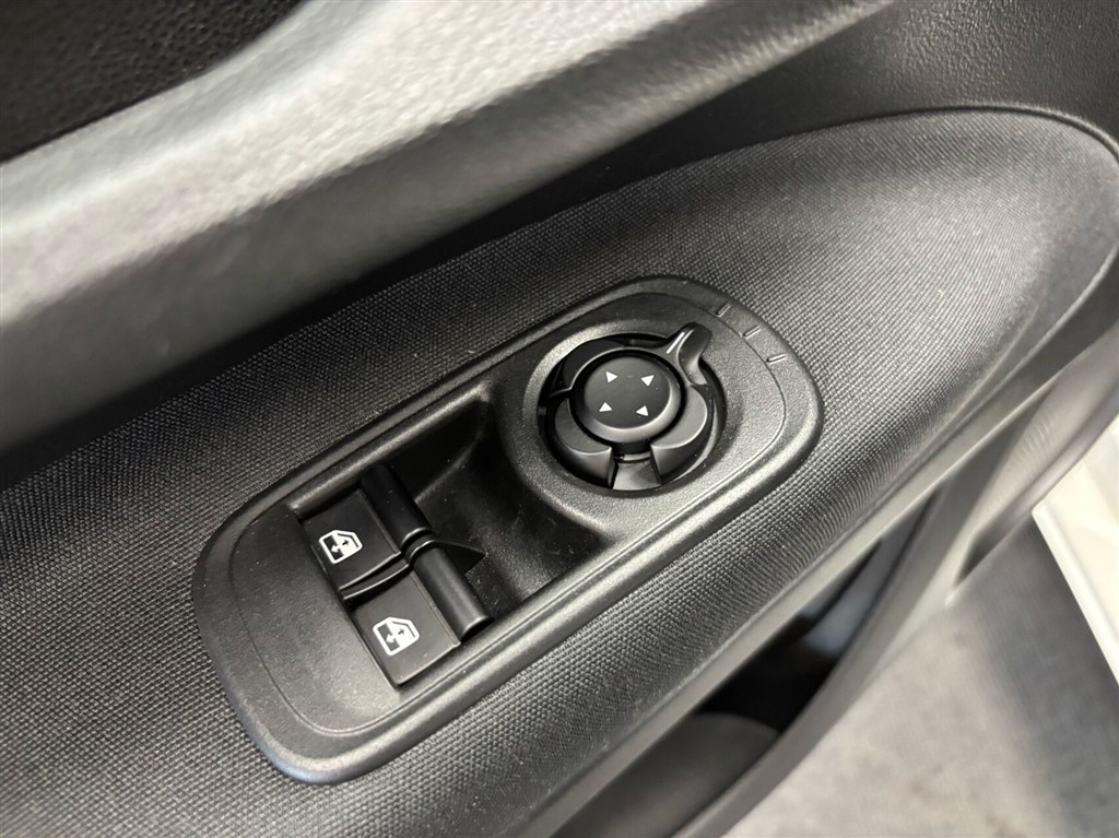 Fiat 500e EL Action 95HK 3d Aut. - Image 11