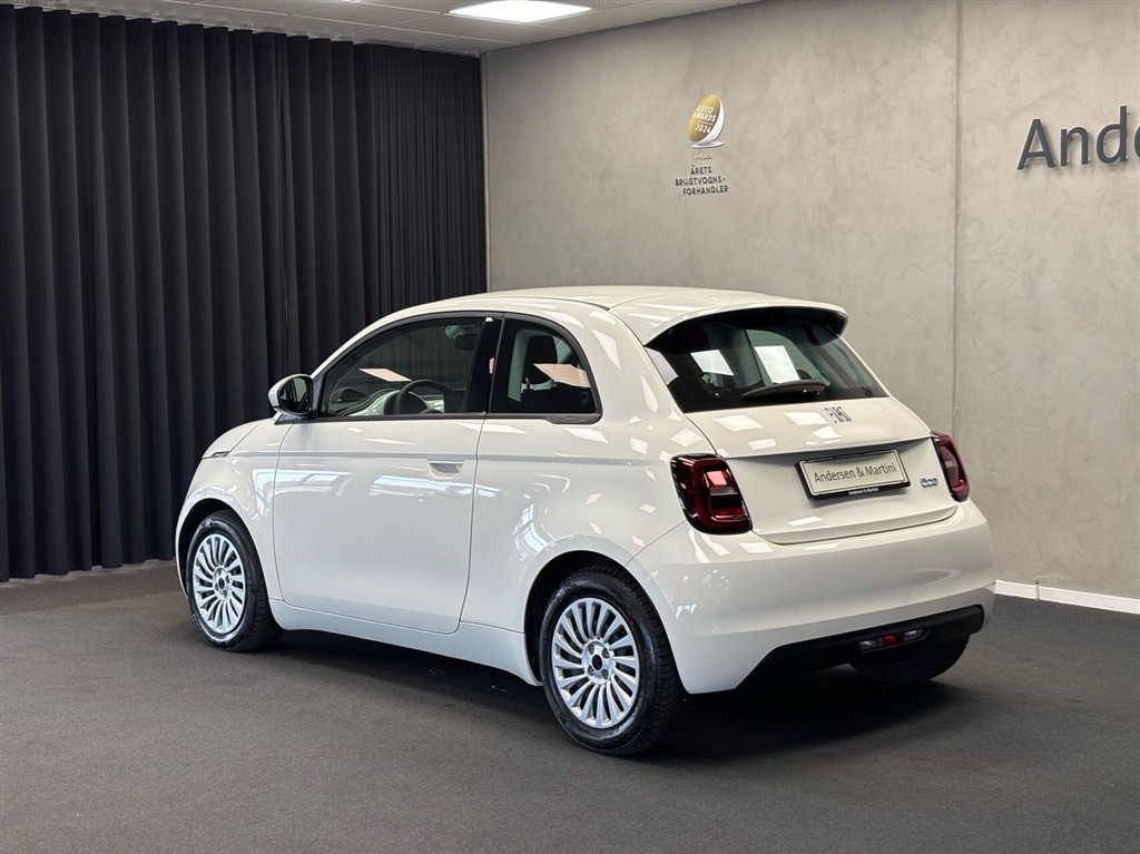 Fiat 500e EL Action 95HK 3d Aut. - Image 3