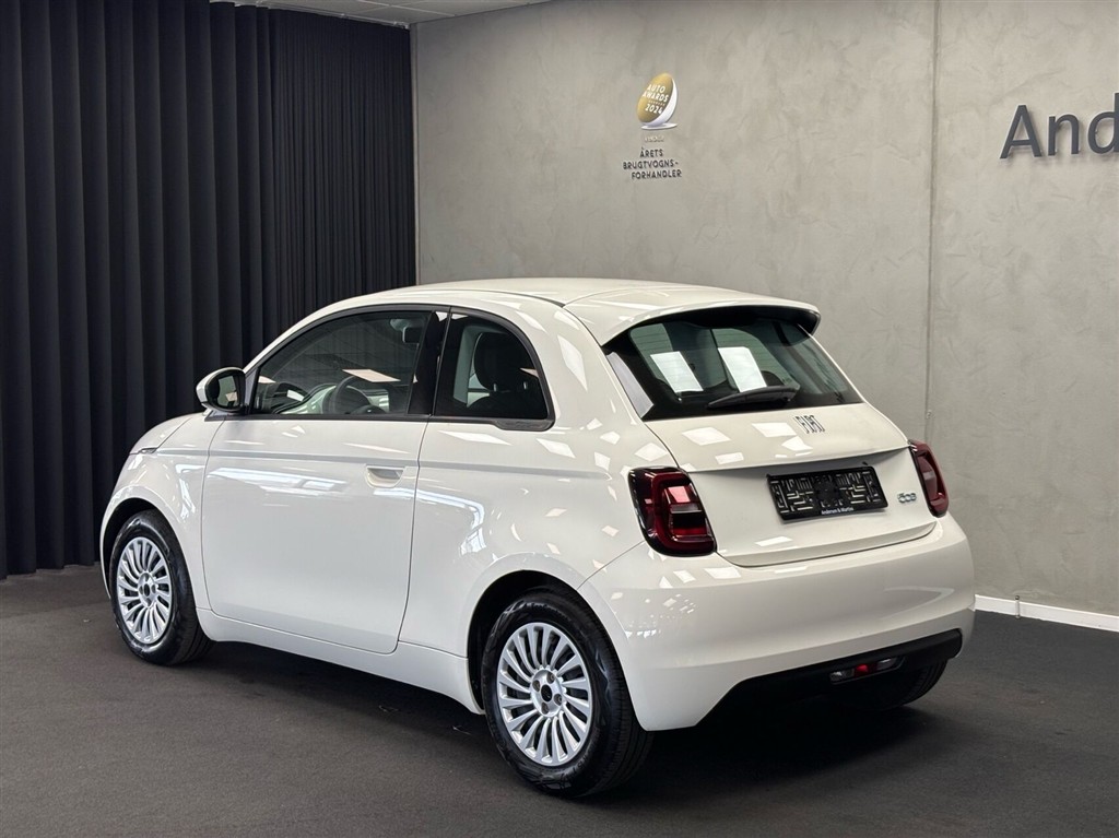 Fiat 500e EL 95HK 3d Aut. - Image 3