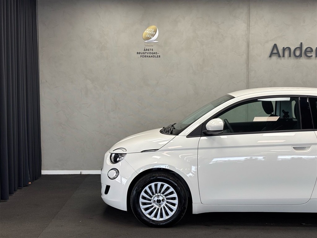 Fiat 500e EL 95HK 3d Aut. - Image 4