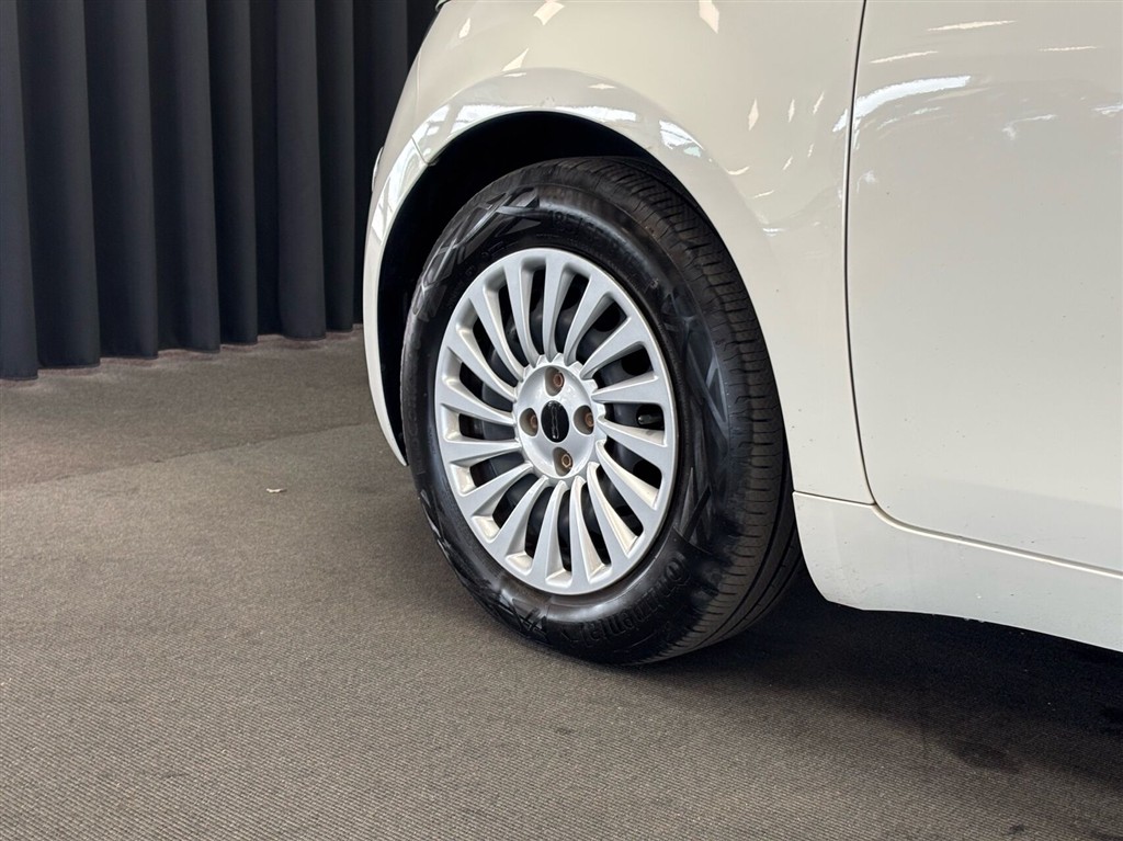 Fiat 500e EL 95HK 3d Aut. - Image 5