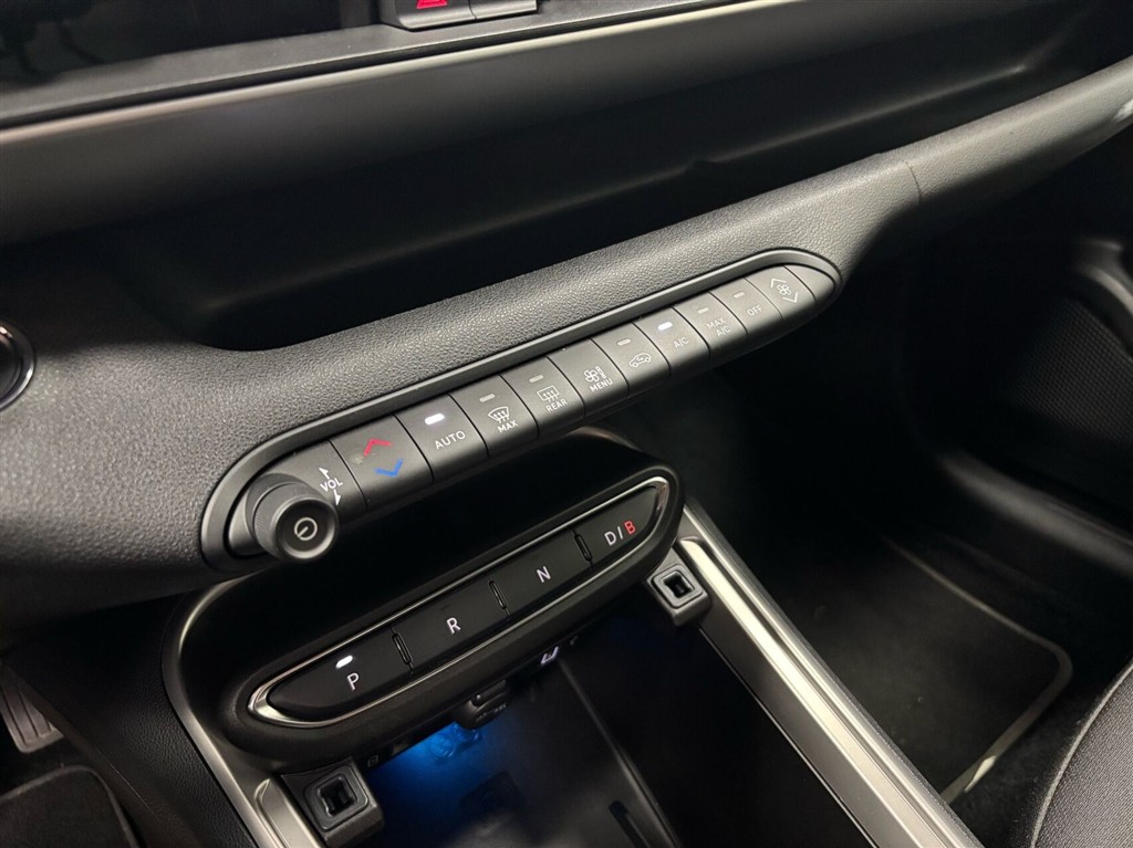 Jeep Avenger EL Summit 156HK 5d Aut. - Image 14
