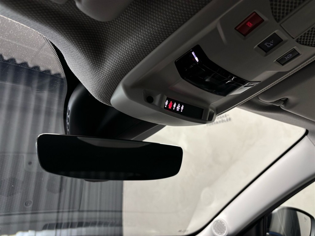 Jeep Avenger EL Summit 156HK 5d Aut. - Image 15