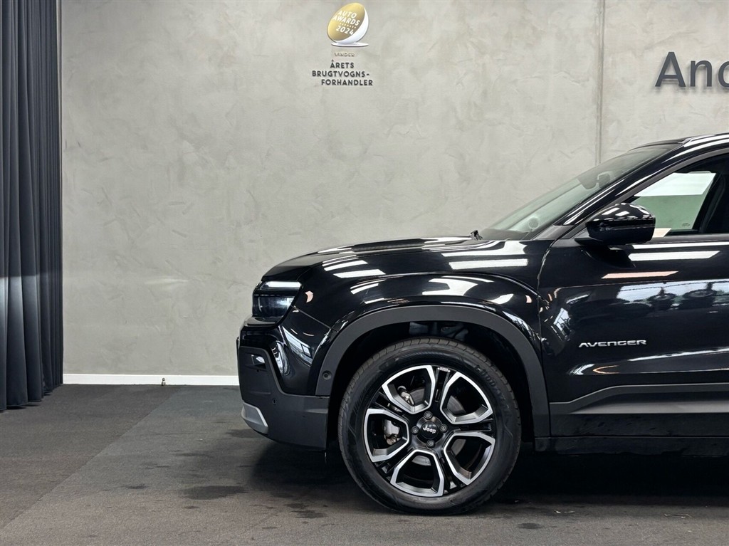 Jeep Avenger EL Summit 156HK 5d Aut. - Image 4