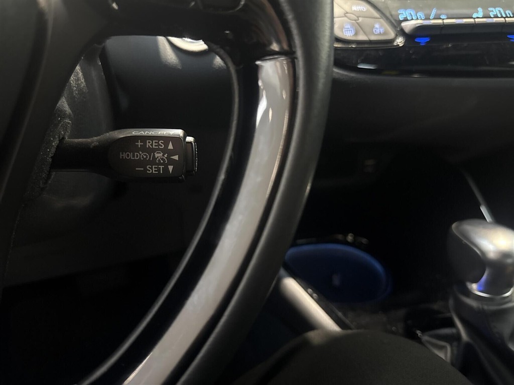 Toyota C-HR 2,0 Hybrid C-LUB Premium Multidrive S 184HK 5d Aut. - Image 10