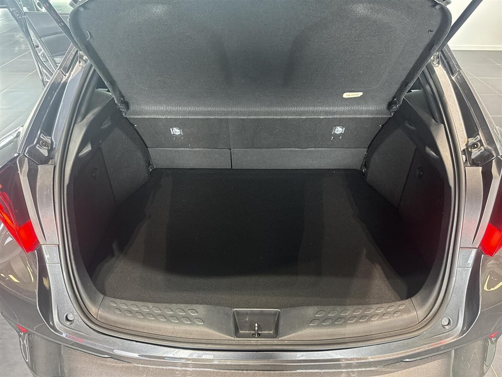 Toyota C-HR 2,0 Hybrid C-LUB Premium Multidrive S 184HK 5d Aut. - Image 16