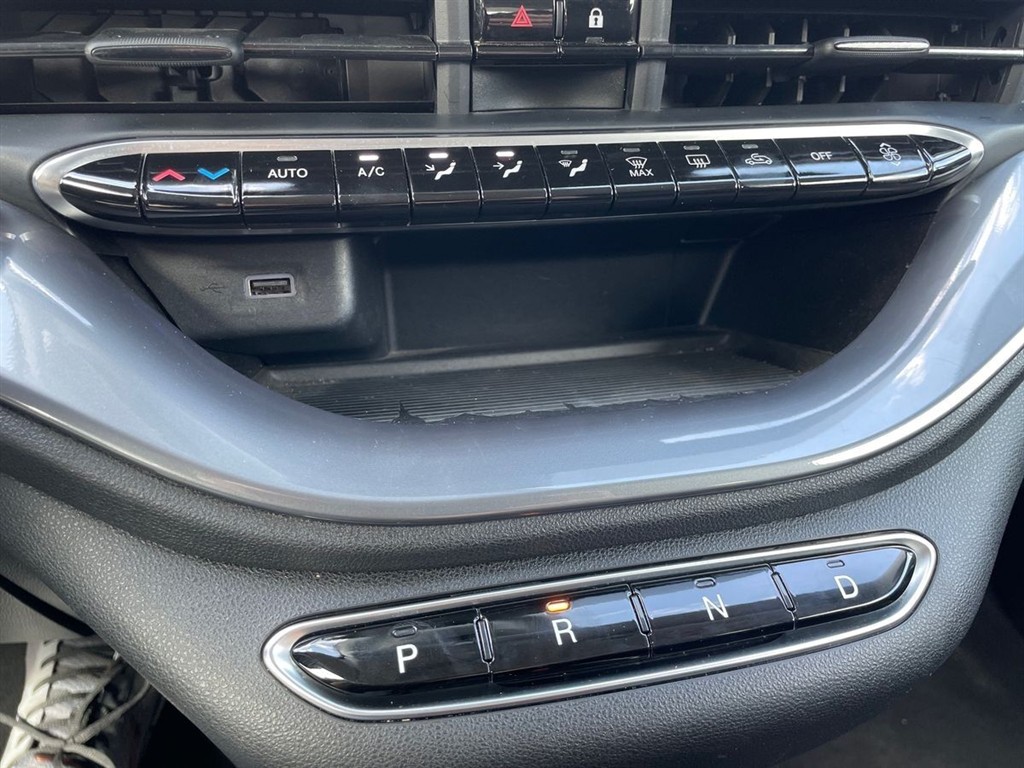 Fiat 500e EL Nouvelle Berline 118HK 3d Aut. - Image 18