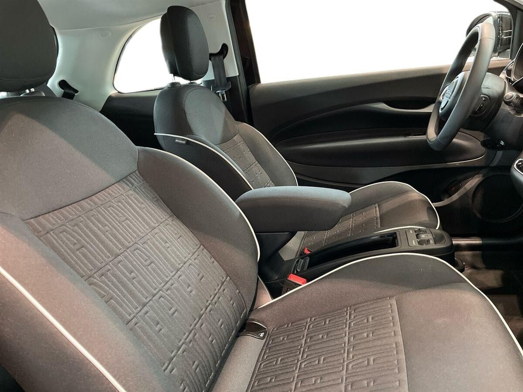 Fiat 500e EL Nouvelle Berline 118HK 3d Aut. - Image 16