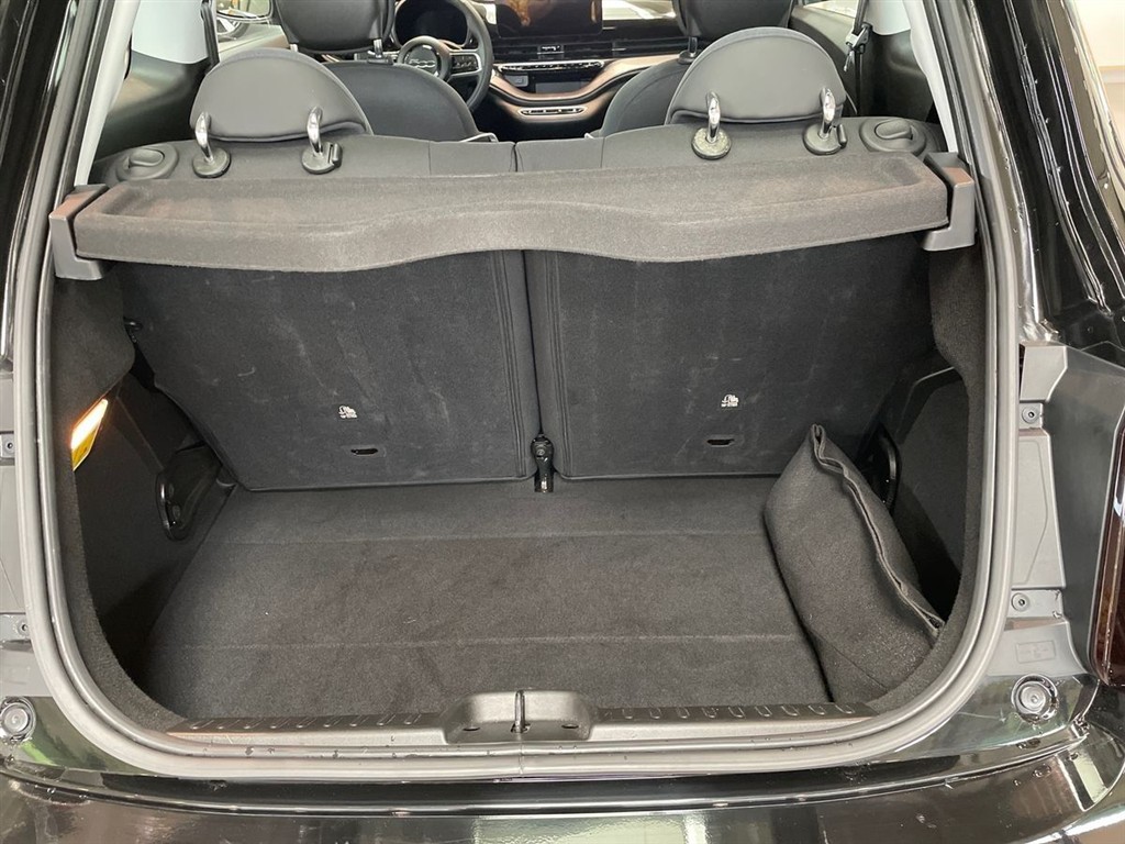 Fiat 500e EL Nouvelle Berline 118HK 3d Aut. - Image 18