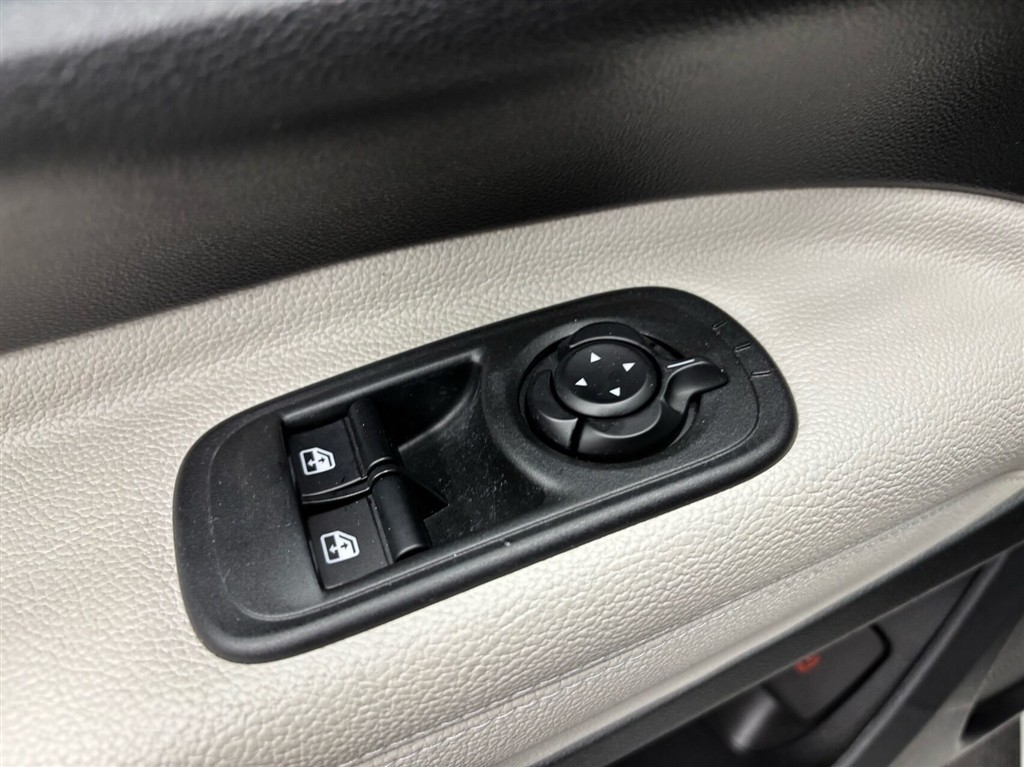 Fiat 500e EL La Prima By Bocelli 118HK 3d Aut. - Image 11