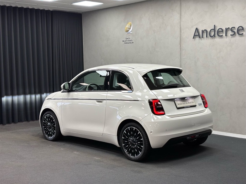 Fiat 500e EL La Prima By Bocelli 118HK 3d Aut. - Image 3