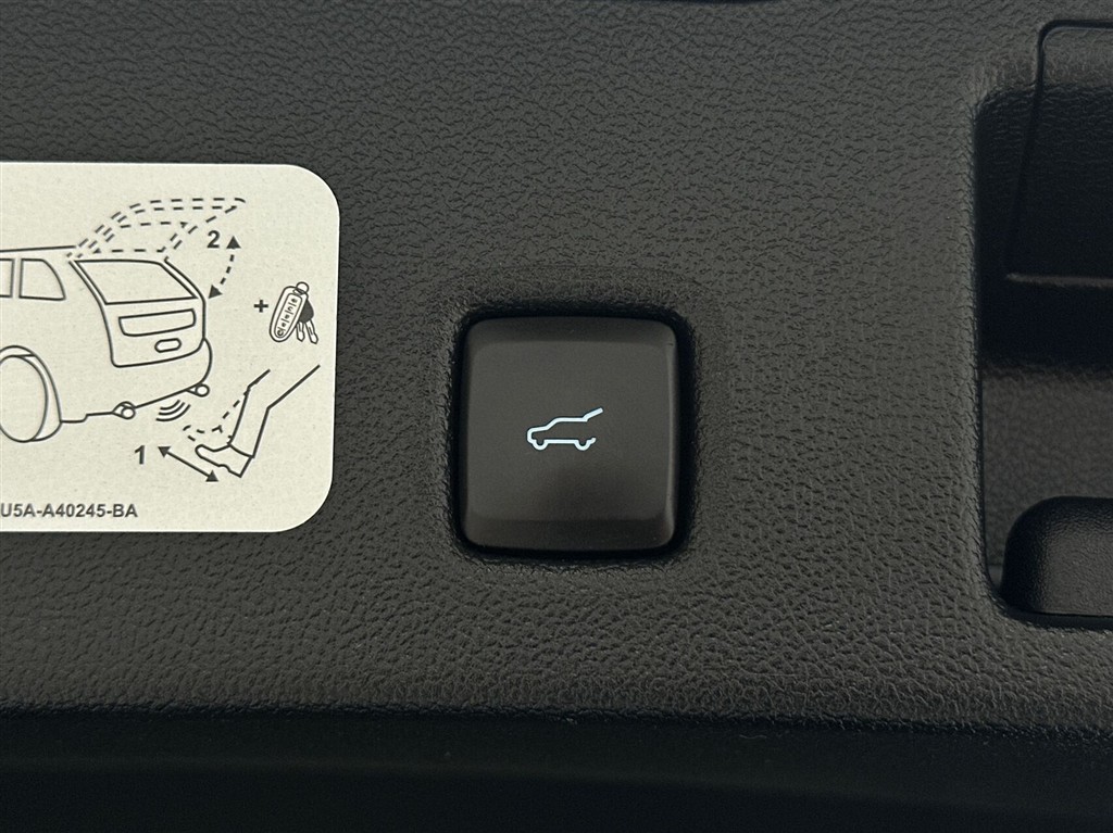 Ford Kuga 2,5 Plugin-hybrid ST-Line X CVT 225HK 5d Trinl. Gear - Image 19