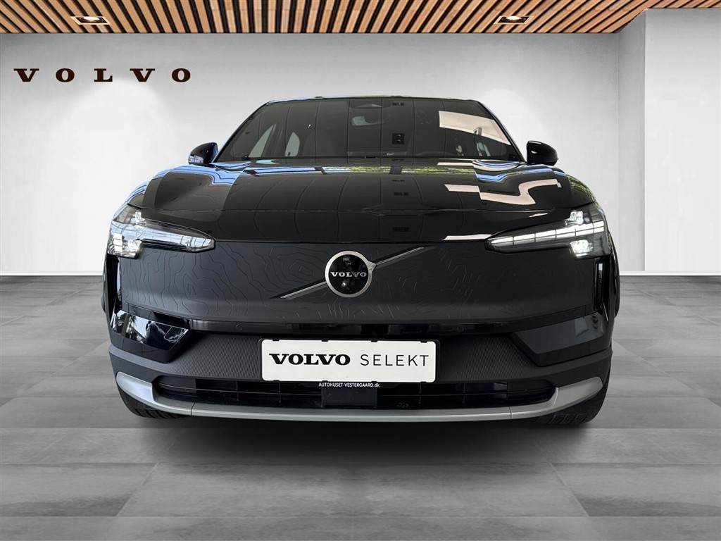 Volvo EX30 Cross Country EL Twin Motor Performance Ultra 428HK AWD 428HK 5d Aut. - Image 9