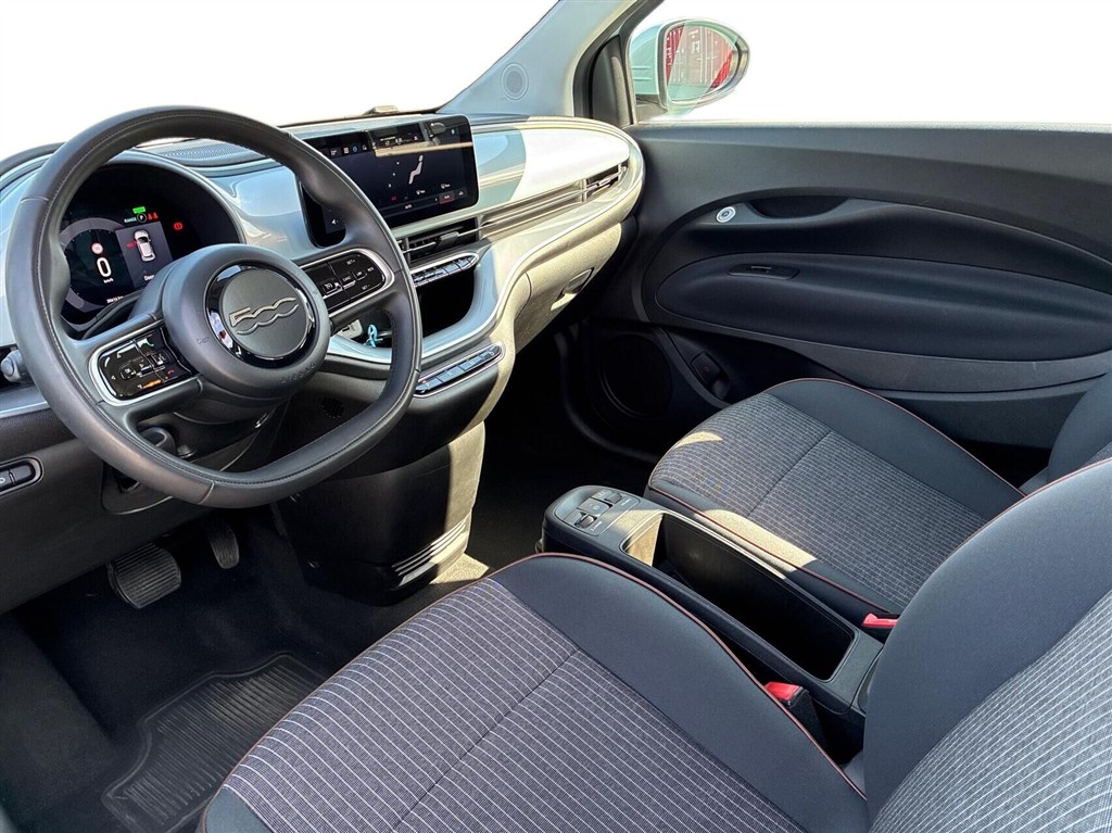 Fiat 500e EL Icon 118HK 3d Aut. - Image 3