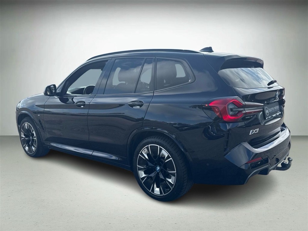 BMW iX3 EL M-Sport Charged Plus 286HK 5d Aut. - Image 3