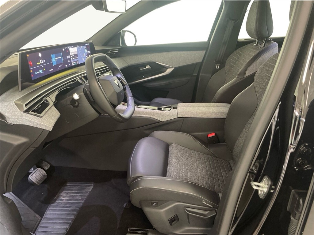 Peugeot e-5008 EL Allure 210HK 5d Aut. - Image 10
