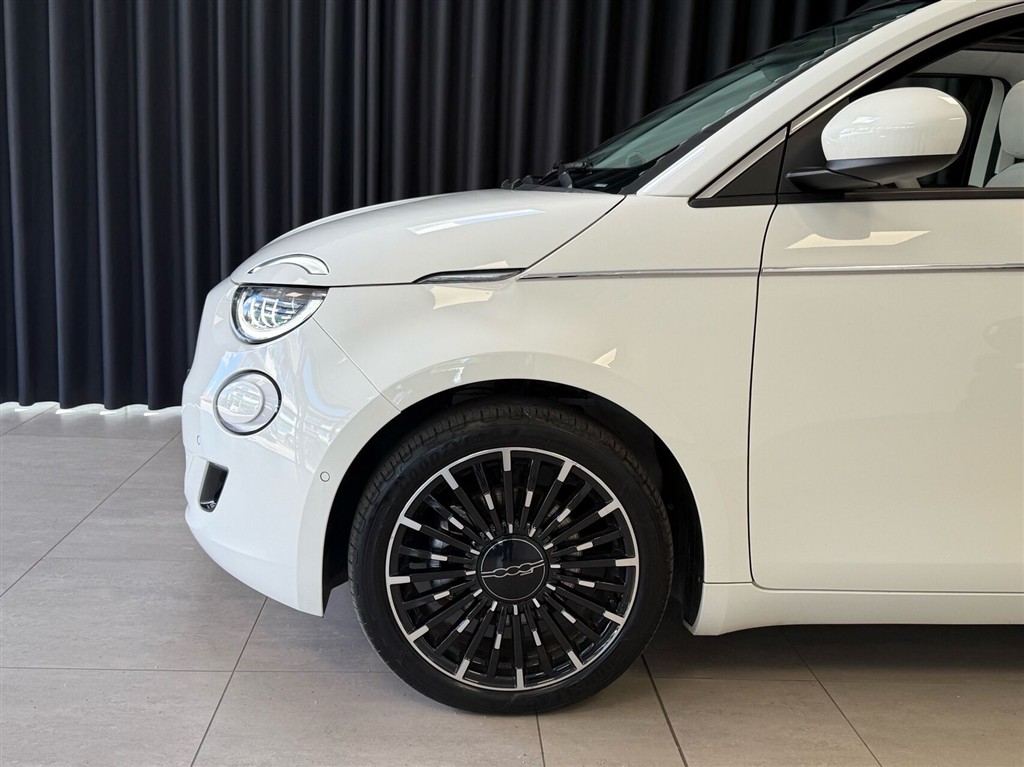 Fiat 500e EL La Prima By Bocelli 118HK Cabr. Aut. - Image 3