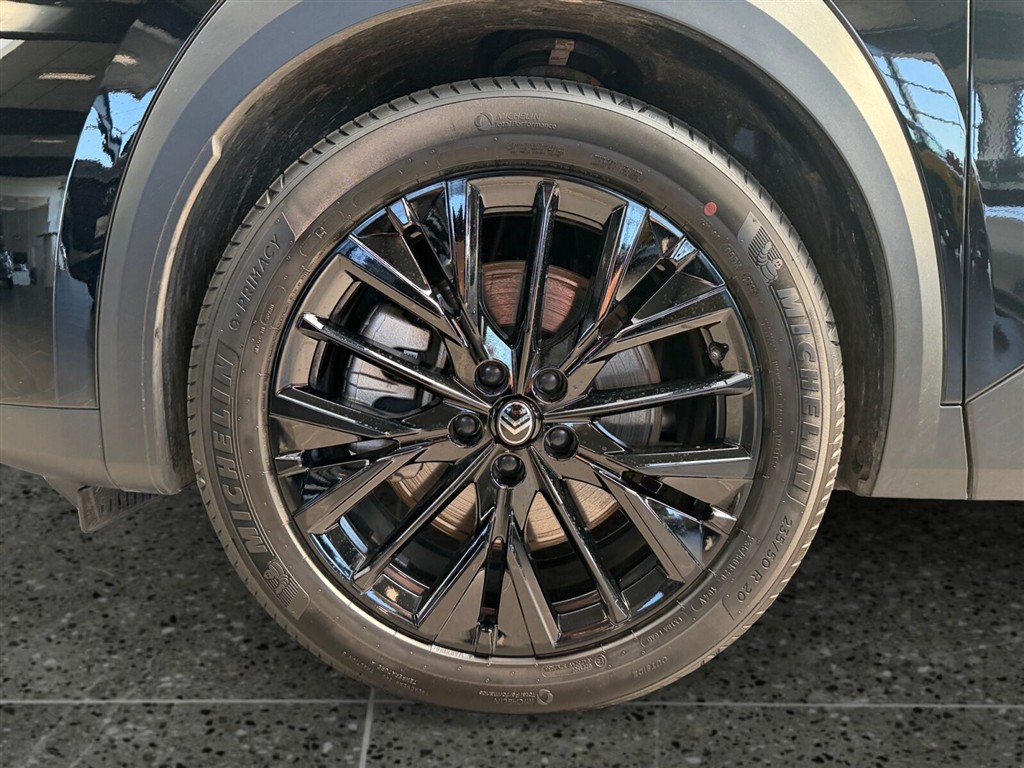 Citroën e-C5 Aircross EL Max 210HK 5d Aut. - Image 10