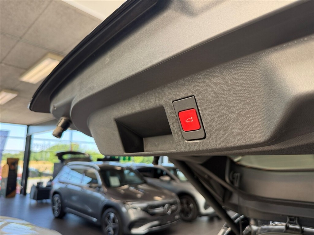 Citroën e-C5 Aircross EL Max 210HK 5d Aut. - Image 18