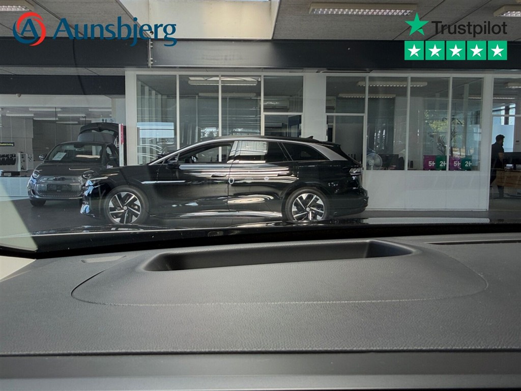 Citroën e-C5 Aircross EL Max 210HK 5d Aut. - Image 24